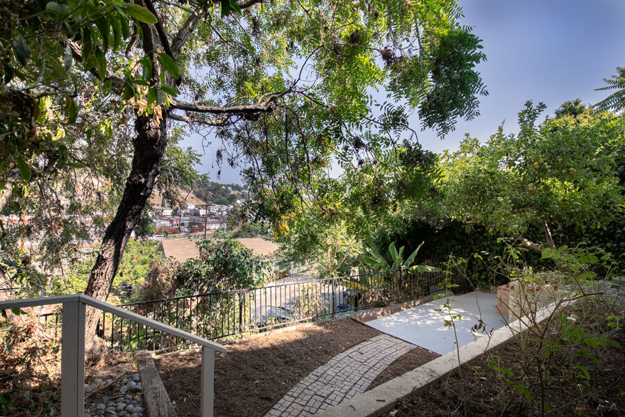 sml_030gsremc5022_williams_plc._l.a._90032_0820 (1).jpg